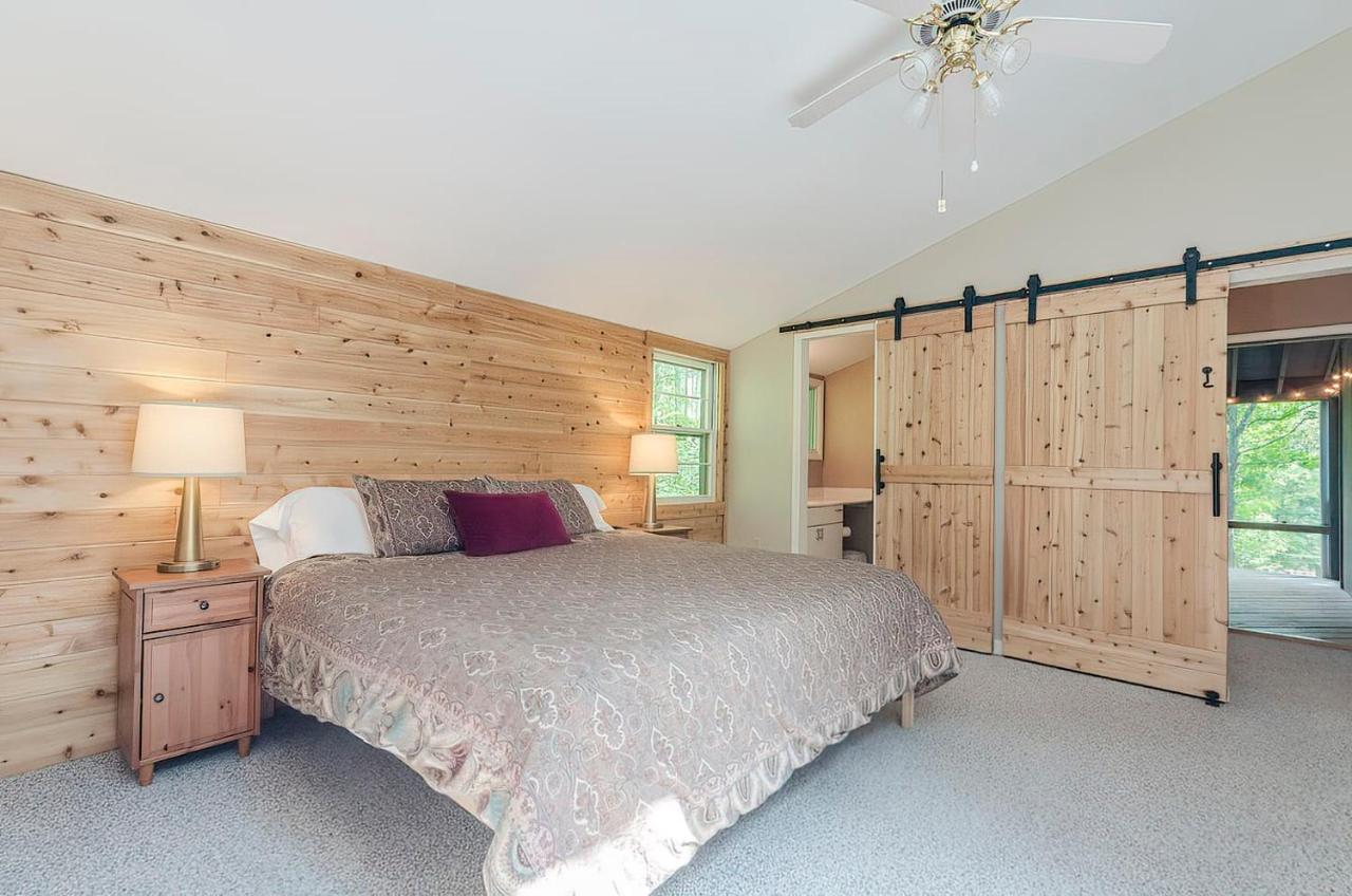 Secluded Oasis W Hot Tub, Screened-In Porch, Wifi! Berkeley Springs Exterior foto